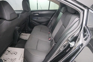 Седан Toyota Corolla 2019 года, 1899000 рублей, Красноярск