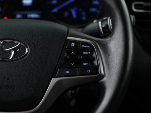 Седан Hyundai Solaris 2021 года, 1694444 рублей, Москва