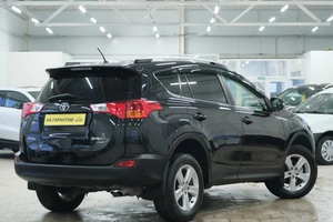 Внедорожник Toyota RAV4 2012 года, 1649000 рублей, Омск