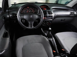 Седан Peugeot 206 2009 года, 379000 рублей, Воронеж