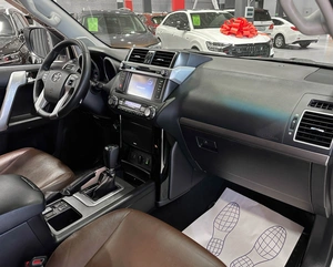 Внедорожник Toyota Land Cruiser Prado 2016 года, 3967000 рублей, Красноярск