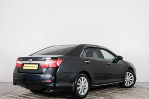 Седан Toyota Camry 2011 года, 1589000 рублей, Красноярск