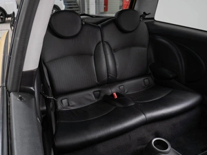 Хетчбэк MINI Cooper S 2007 года, 890000 рублей, Тюмень