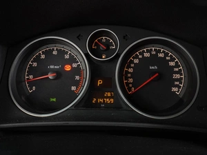 Универсал Opel Astra 2012 года, 669000 рублей, Воронеж