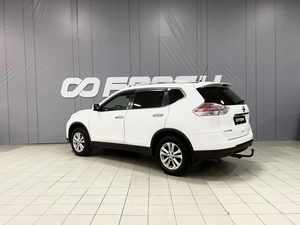 Внедорожник Nissan X-Trail 2015 года, 1470000 рублей, Нижневартовск