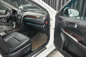 Седан Toyota Camry 2015 года, 2170000 рублей, Красноярск