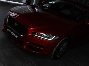 Седан Jaguar XE 2016 года, 1497000 рублей, Тюмень