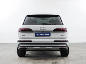 Внедорожник Audi Q7 2020 года, 6363444 рублей, Москва