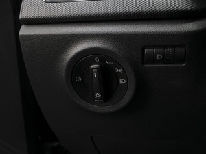 Лифтбек Volkswagen Polo 2021 года, 1750000 рублей, Омск