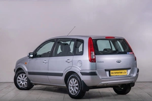 Хетчбэк Ford Fusion 2008 года, 549000 рублей, Томск