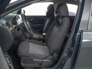 Седан Volkswagen Polo 2012 года, 999400 рублей, Москва