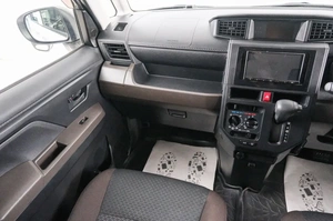 Минивэн Toyota Roomy 2022 года, 929000 рублей, Красноярск