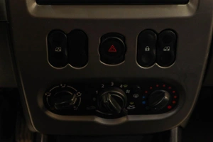Хетчбэк Renault Sandero 2014 года, 579000 рублей, Челябинск