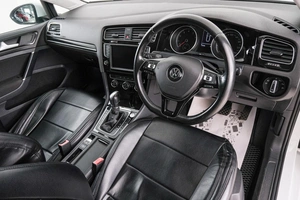 Универсал Volkswagen Golf 2014 года, 1199000 рублей, Красноярск