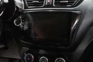 Хетчбэк Kia Rio 2015 года, 1049000 рублей, Новокузнецк