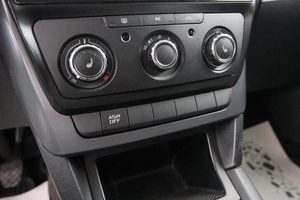 Внедорожник Skoda Yeti 2011 года, 739000 рублей, Красноярск