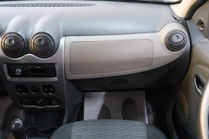 Хетчбэк Renault Sandero 2012 года, 539000 рублей, Омск