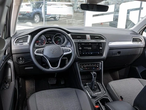 Внедорожник Volkswagen Tiguan 2020 года, 2400000 рублей, Краснодар