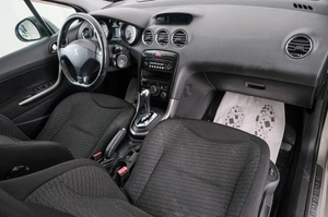 Хетчбэк Peugeot 308 2012 года, 639000 рублей, Красноярск