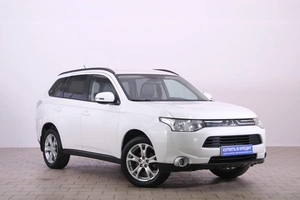 Внедорожник Mitsubishi Outlander 2012 года, 1549000 рублей, Омск
