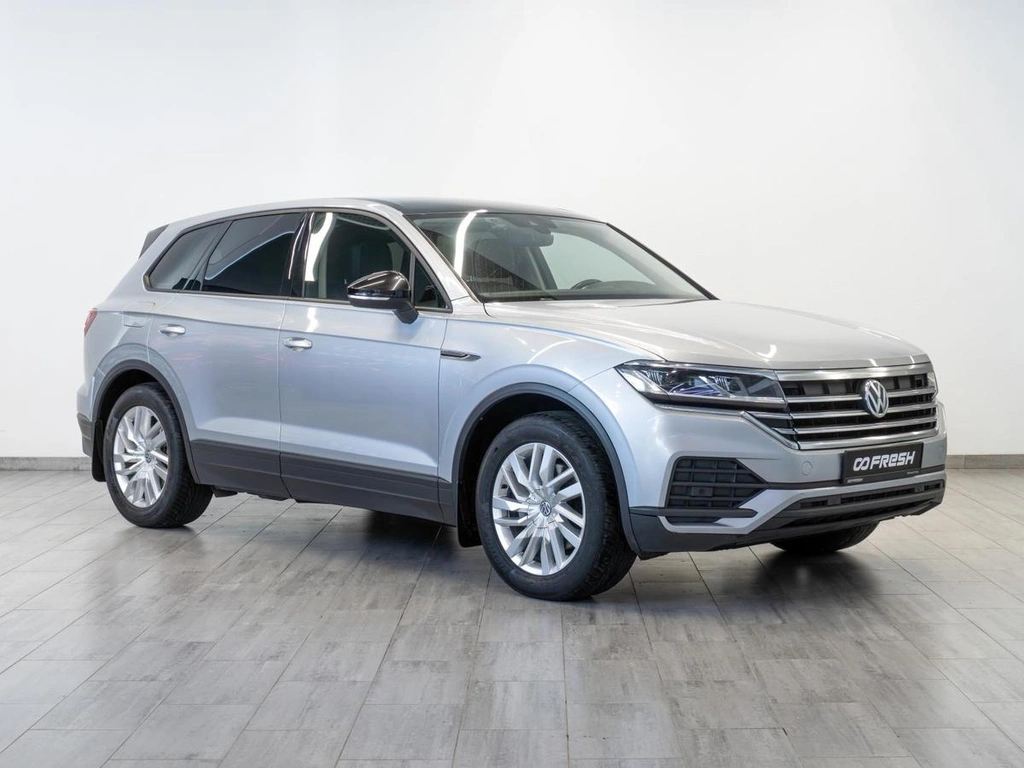 Внедорожник Volkswagen Touareg 2018 года, 3749000 рублей, Саратов
