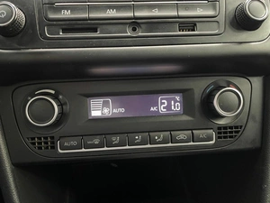 Седан Volkswagen Polo 2015 года, 845000 рублей, Красноярск