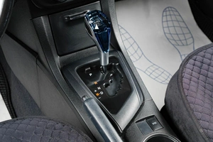 Седан Toyota Corolla 2013 года, 1379000 рублей, Тюмень