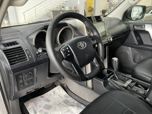 Внедорожник Toyota Land Cruiser Prado 2011 года, 2897000 рублей, Солонцы