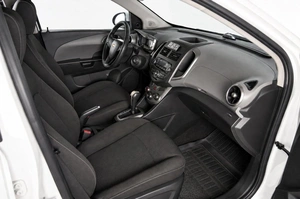 Хетчбэк Chevrolet Aveo 2012 года, 749000 рублей, Челябинск
