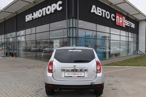 Внедорожник Renault Duster 2015 года, 1020000 рублей, Мирное