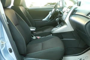 Минивэн Toyota Verso 2011 года, 1199000 рублей, Омск