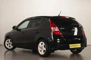 Хетчбэк Hyundai i30 2010 года, 529000 рублей, Челябинск