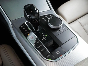 Седан BMW 3 серия 2019 года, 3348000 рублей, Воронеж