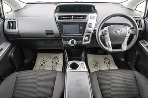Универсал Toyota Prius Alpha 2016 года, 1549000 рублей, Красноярск
