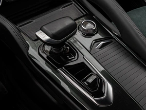 Внедорожник Geely Monjaro 2023 года, 3220000 рублей, Краснодар