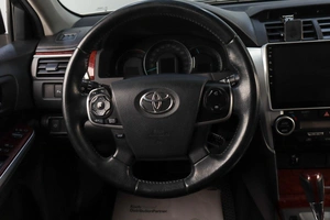 Седан Toyota Camry 2013 года, 1539000 рублей, Челябинск