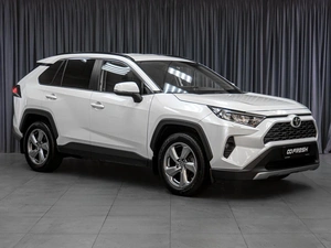 Внедорожник Toyota RAV4 2021 года, 3449000 рублей, Тюмень
