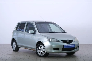 Хетчбэк Mazda Demio 2003 года, 319000 рублей, Омск