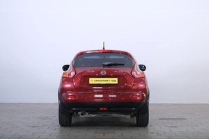 Внедорожник Nissan Juke 2011 года, 1139000 рублей, Омск