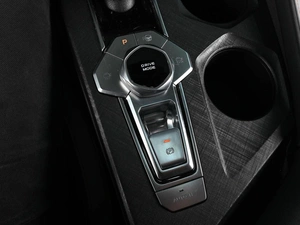 Лифтбек Changan UNI-V 2024 года, 2449000 рублей, Ростов-на-Дону