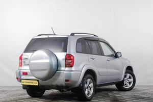 Внедорожник Toyota RAV4 2004 года, 979000 рублей, Кемерово