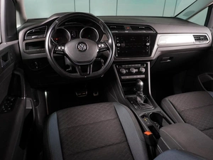 Минивэн Volkswagen Touran 2019 года, 2079000 рублей, Воронеж