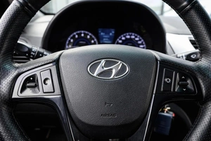 Седан Hyundai Solaris 2013 года, 750000 рублей, Ульяновск