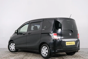 Минивэн Honda Freed 2014 года, 1259000 рублей, Красноярск