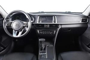 Седан Kia K5 2019 года, 1699000 рублей, Пермь