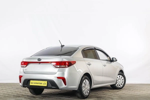 Седан Kia Rio 2018 года, 1419000 рублей, Тюмень