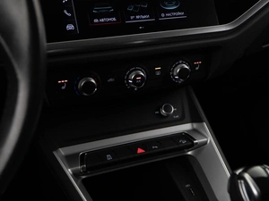 Внедорожник Audi Q3 2019 года, 2997077 рублей, Москва