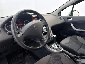 Хетчбэк Peugeot 308 2011 года, 730000 рублей, Орёл