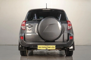Внедорожник Toyota RAV4 2012 года, 1599000 рублей, Челябинск