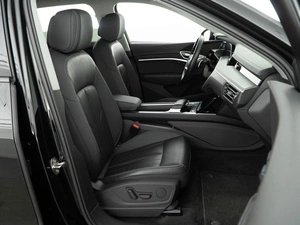 Внедорожник Audi e-tron 2020 года, 4357077 рублей, Москва